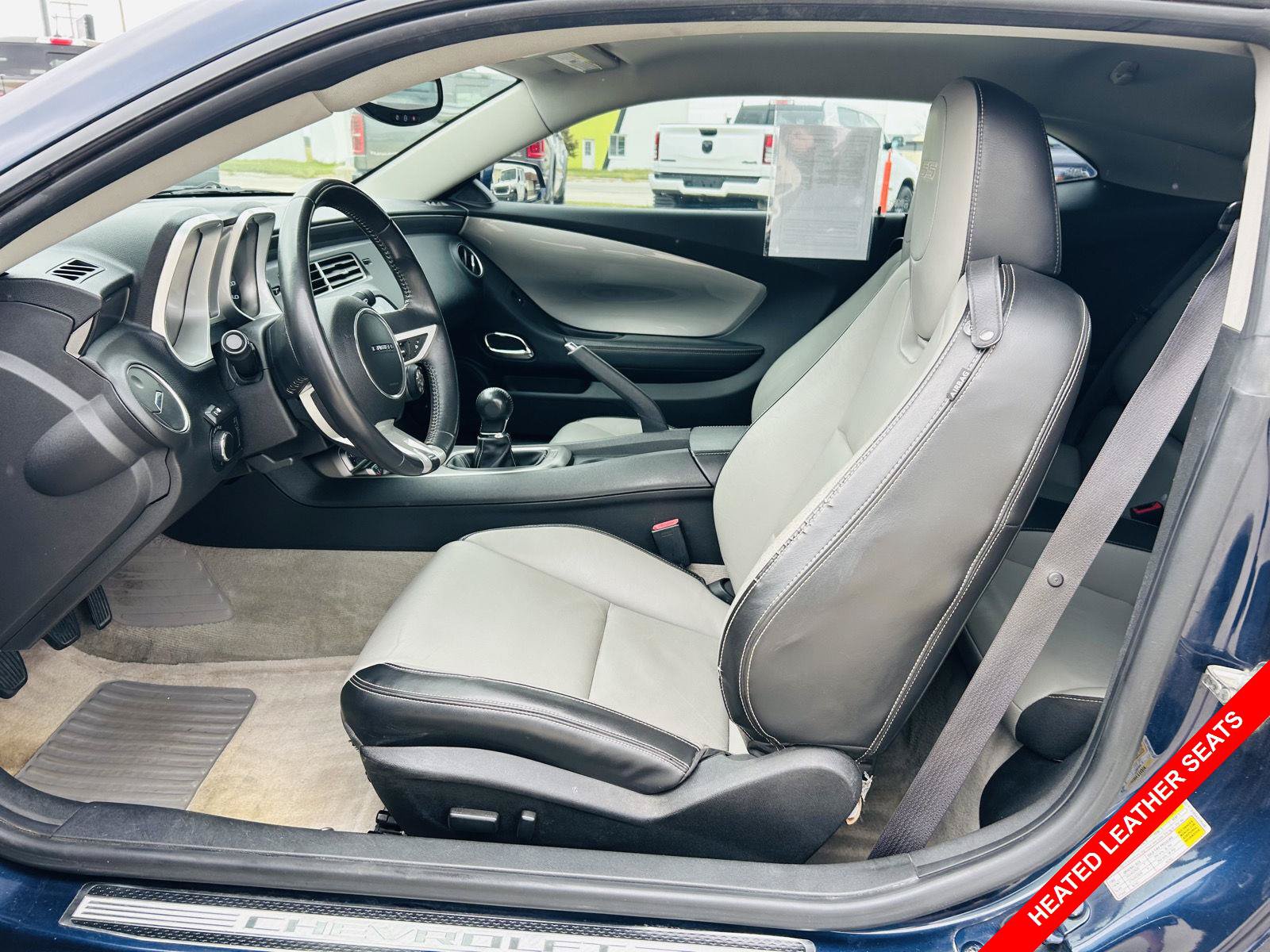 Used 2010 Chevrolet Camaro SS w/ RS Package RWD image 3