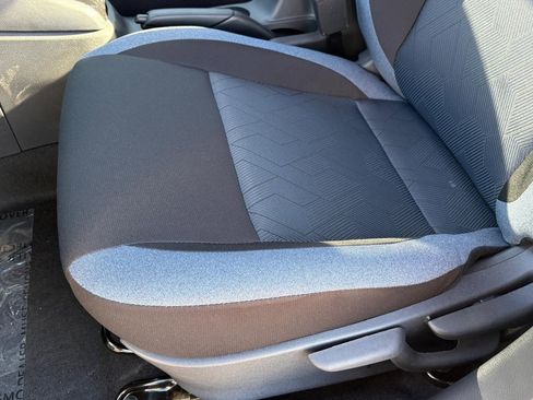 New 2025 Nissan Versa SV image 20