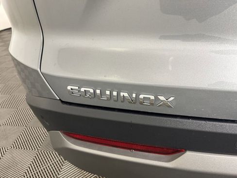 New 2026 Chevrolet Equinox LT FWD image 18