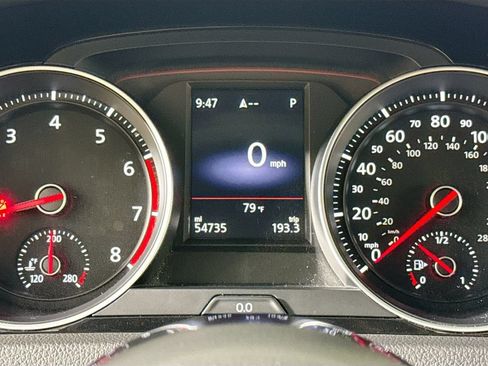 Used 2021 Volkswagen GTI SE FWD image 12