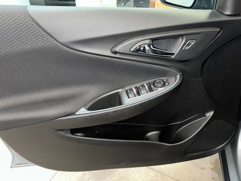 Certified 2024 Chevrolet Malibu RS w/ LPO, Floor Liner Package image 4