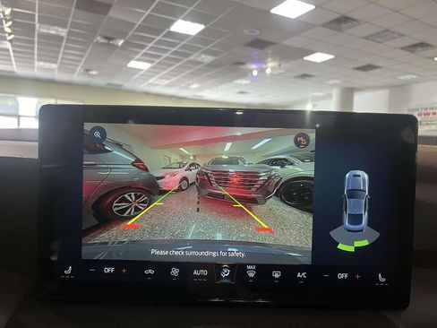 Used 2024 Ford Mustang Coupe RWD image 17