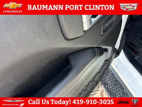 Used 2021 Jeep Wrangler Unlimited Sahara w/ Dual Top Group AWD/4WD image 14