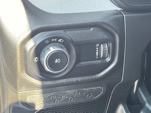 Used 2024 Jeep Wrangler Sport AWD/4WD image 17