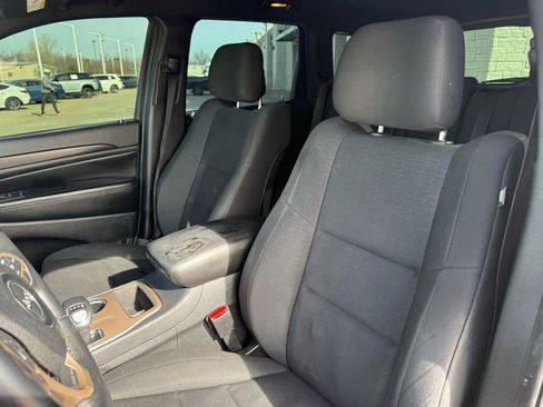 Used 2014 Jeep Grand Cherokee Laredo w/ Quick Order Package 23E image 30