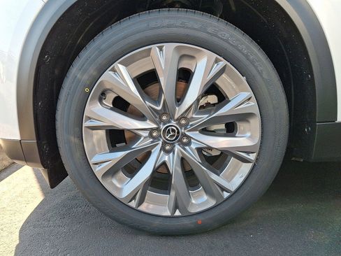 New 2026 MAZDA CX-90 3.3 Turbo w/ Preferred Package image 4