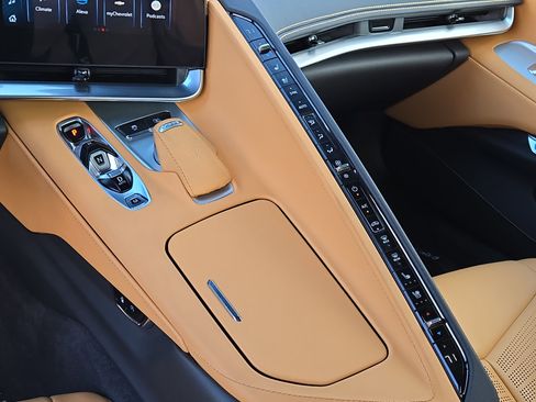 Used 2024 Chevrolet Corvette E-Ray w/ Chrome Exterior Badge Package image 28