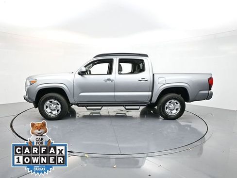 Used 2023 Toyota Tacoma SR image 5