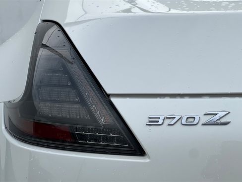 Used 2013 Nissan 370Z Base image 26