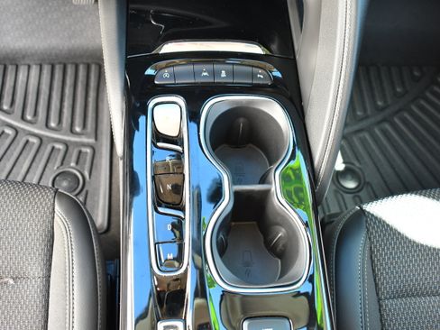 Used 2023 Buick Envision Preferred FWD image 19