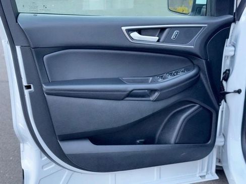 Certified 2023 Ford Edge SEL image 11
