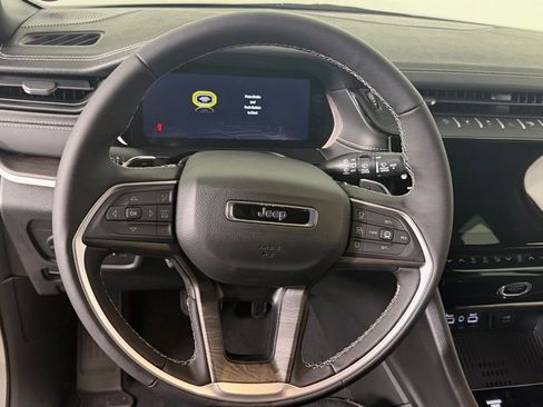 New 2026 Jeep Grand Cherokee L Limited AWD/4WD image 14
