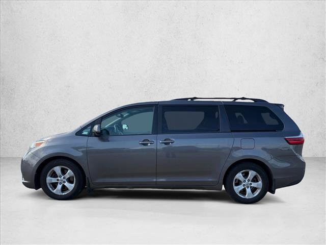 Used 2015 Toyota Sienna LE FWD image 8