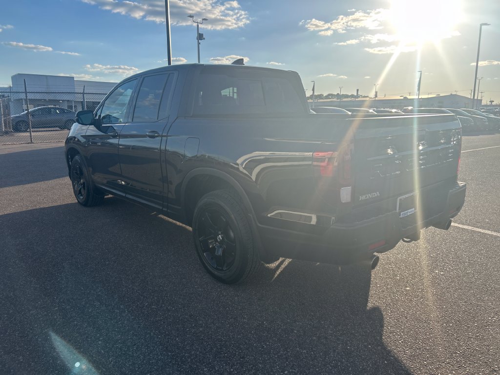 Certified 2024 Honda Ridgeline Black Edition image 7