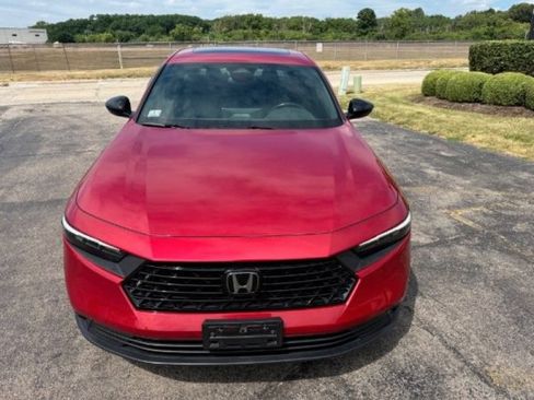Used 2023 Honda Accord Sport image 12