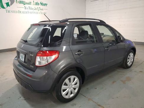 Used 2010 Suzuki SX4 AWD Hatchback image 6