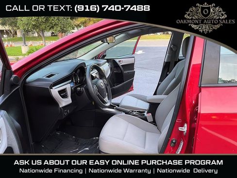 Used 2016 Toyota Corolla LE FWD image 13