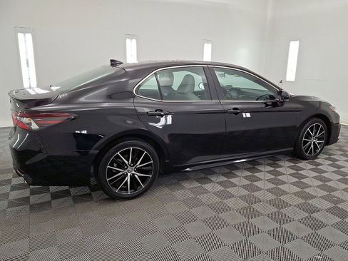 Certified 2024 Toyota Camry SE image 25