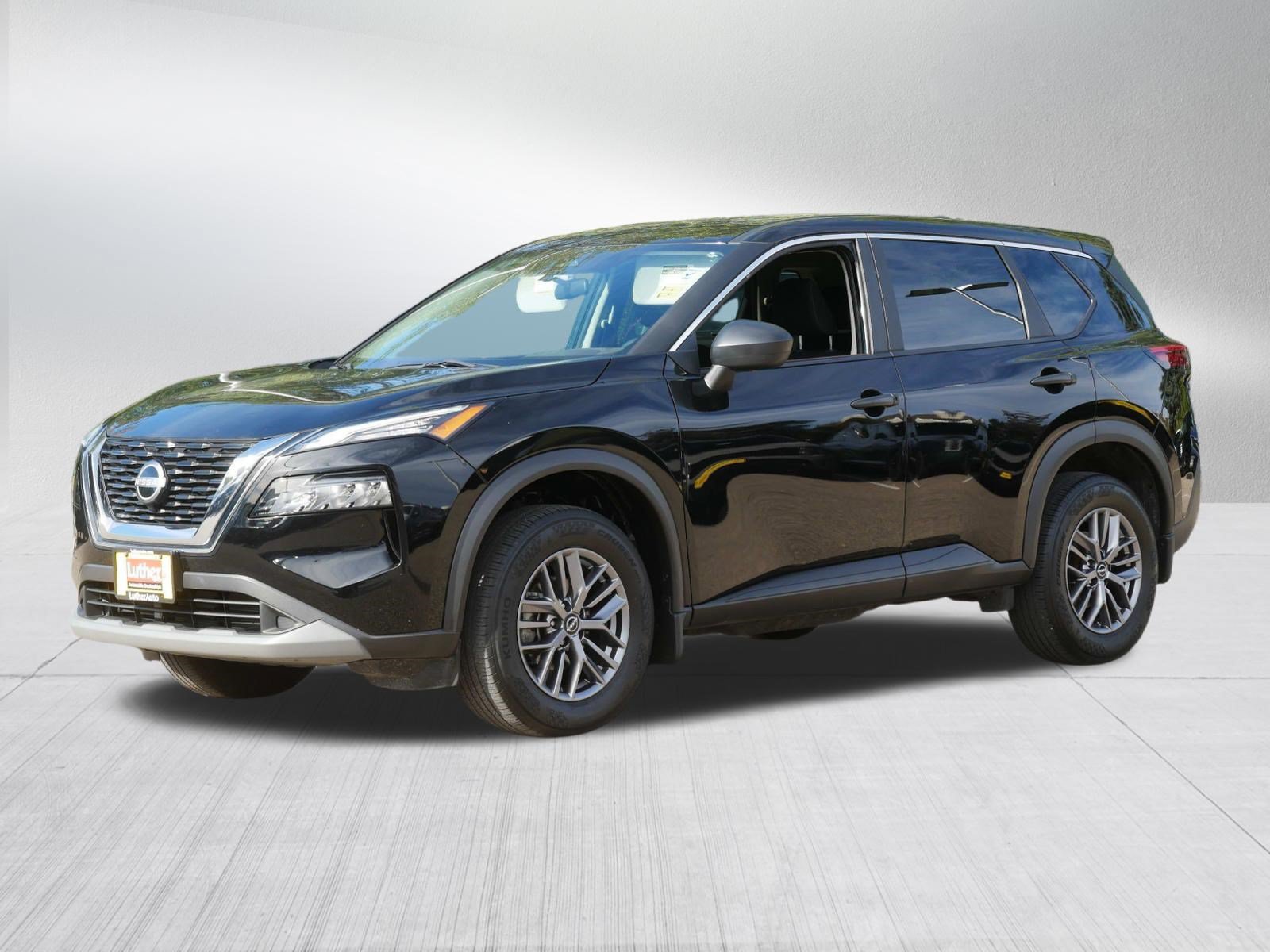 Certified 2023 Nissan Rogue S AWD/4WD image 3