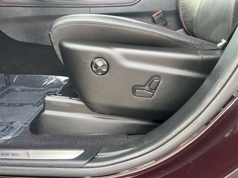 Used 2025 Dodge Durango GT image 27