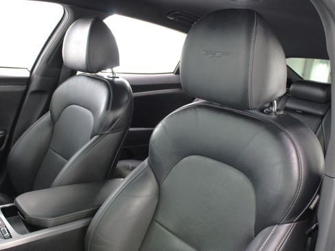 Used 2021 Kia Stinger GT image 32