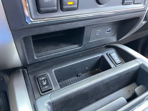 Certified 2021 Nissan Titan SV w/ SV Convenience Package RWD image 29