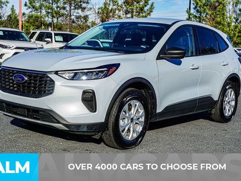 Used 2025 Ford Escape Active image 2