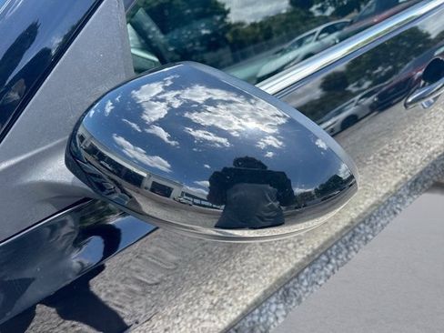 Used 2024 Nissan Sentra SV FWD image 14