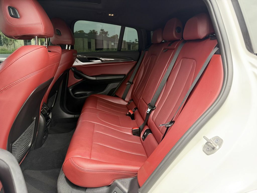 Used 2023 BMW X4 M40i w/ Premium Package AWD/4WD image 17
