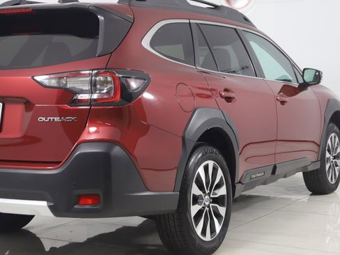 Used 2023 Subaru Outback Limited image 44