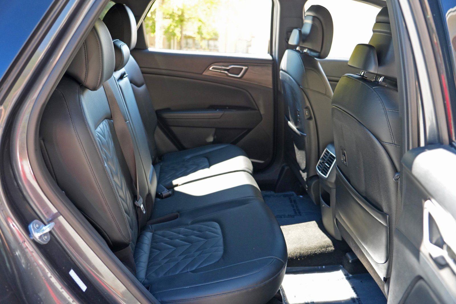 Used 2023 Kia Sportage X-Line w/ X-Line Premium Package AWD/4WD image 38