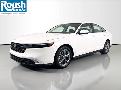 Certified 2024 Honda Accord EX image 1