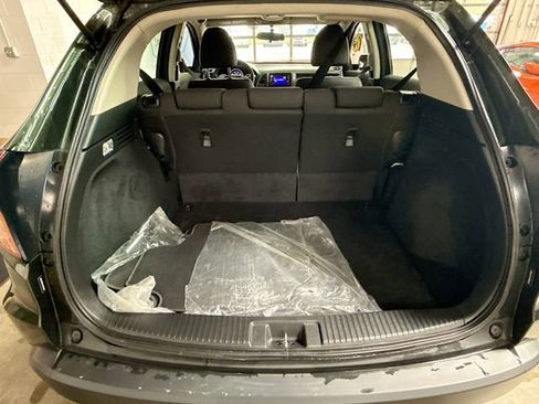 Used 2018 Honda HR-V LX image 24