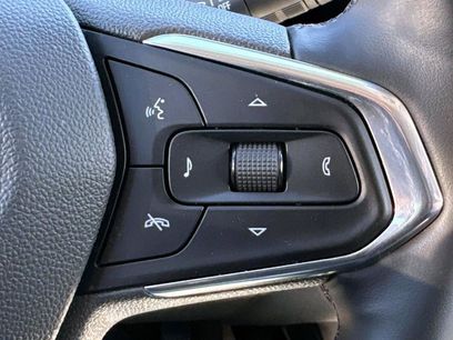 Certified 2025 Chevrolet Trax LT w/ LT Convenience Package