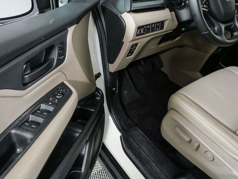 Used 2019 Honda Odyssey EX-L image 7