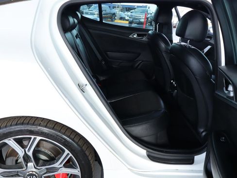 Used 2019 Kia Stinger GT image 31