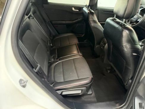Used 2024 Ford Escape ST-Line w/ Tech Pack #1 FWD image 41