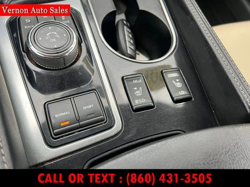 Used 2017 Nissan Maxima 3.5 SV image 22