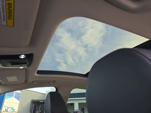 Used 2025 Kia K5 EX image 18