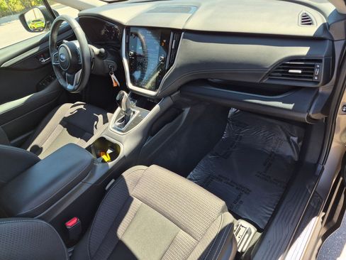 Used 2023 Subaru Outback Premium AWD/4WD image 29