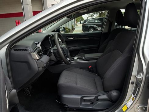 Used 2026 Toyota Camry LE FWD image 10