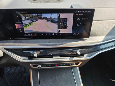 Used 2025 BMW X5 sDrive40i w/ Premium Package RWD image 23