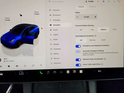 Used 2022 Tesla Model Y Long Range AWD/4WD image 20