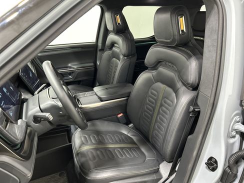 Used 2023 Rivian R1T Adventure AWD/4WD image 20