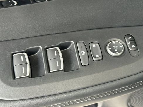 Certified 2025 Acura ADX AWD image 16