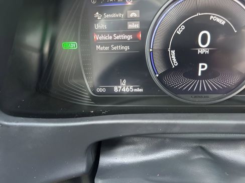 Used 2020 Lexus UX 250h image 22