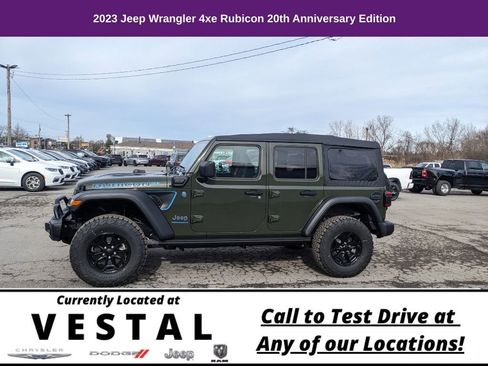 Used 2023 Jeep Wrangler Unlimited Rubicon 4xe image 4