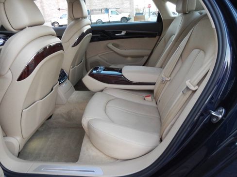 Used 2013 Audi A8 L 3.0T image 28