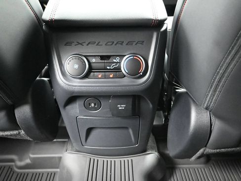 New 2026 Ford Explorer ST-Line w/ ST-Line Street Pack RWD image 24
