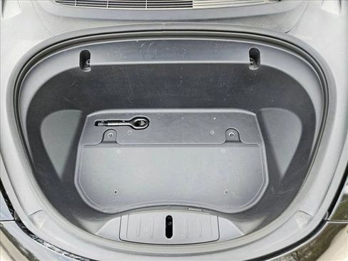Used 2020 Tesla Model 3 Standard Range Plus image 24